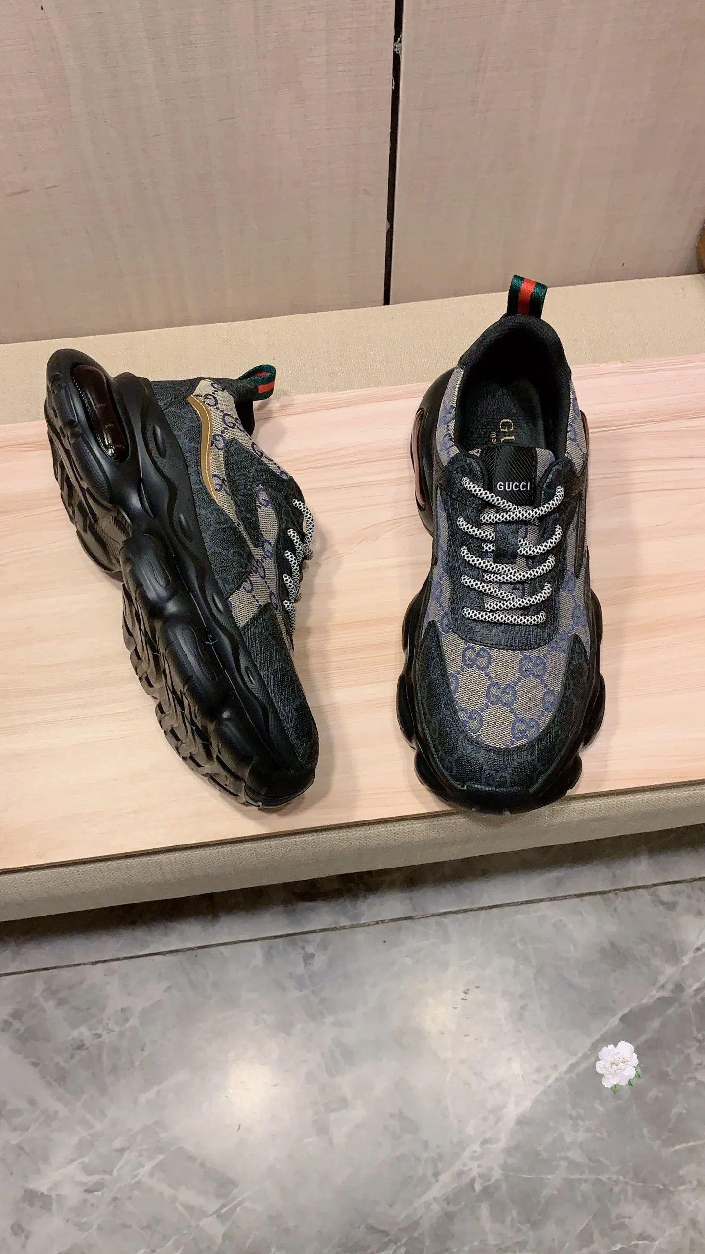Men's men's shoes💰460💰💰🎩🎩[Lightning][Lightning] "Gucci*" latest • popular casual shoes, top brand [seduce] luxury ~ purchasing agency, top ~ quality. [Strong] The upper is made of imported breathable cowhide with material ➕ breathable sheepskin feet (•) and fine workmanship. The original stylish and stylish soft rubber wear-resistant and non-slip outsole is light and comfortable on the feet. The real thing looks better when photographed. 012: code: 38-44, 4️⃣ colors selected